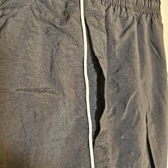 Adidas black with white stripe training joggers lined track pants in size M US - Picture 5 of 9